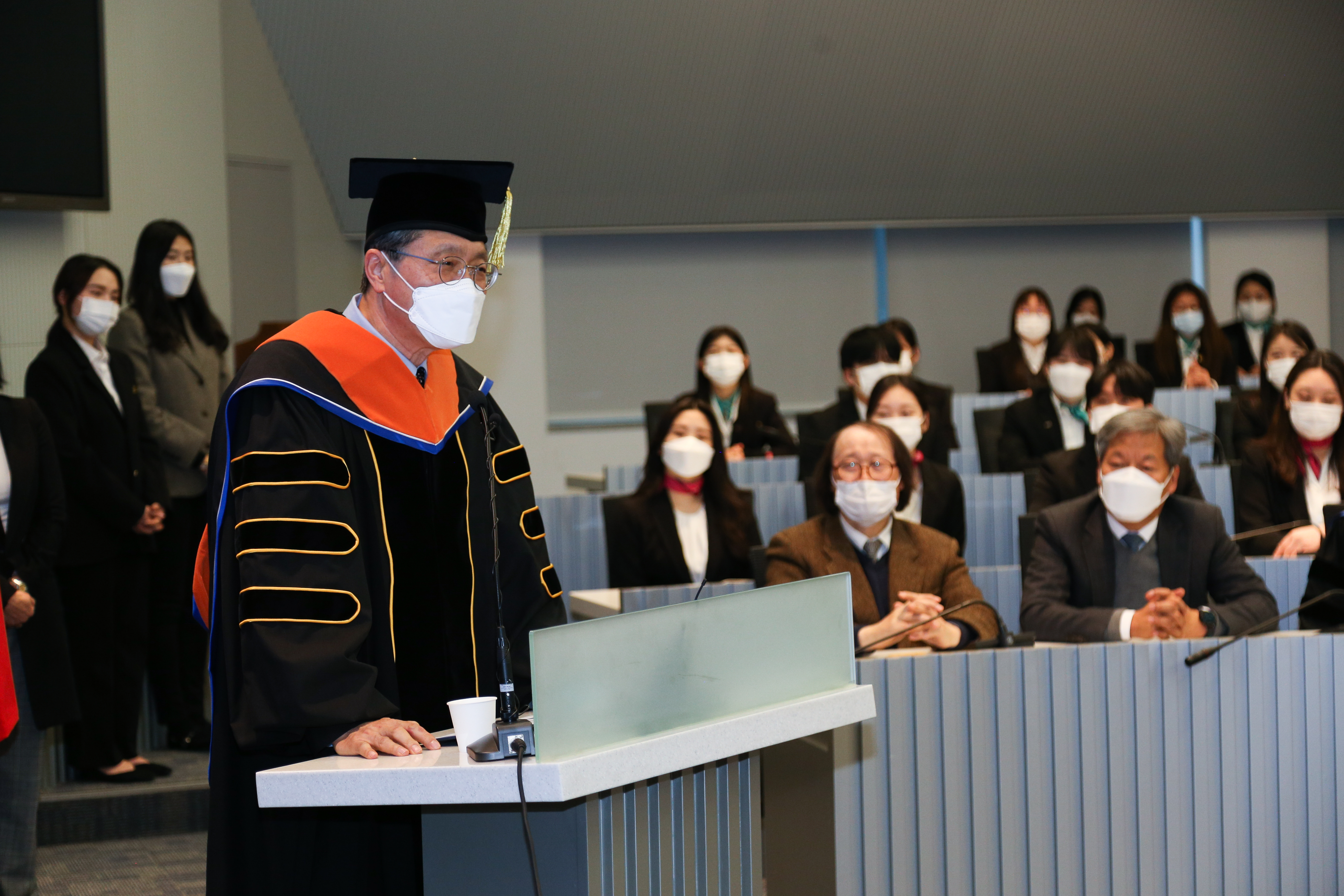 폴보퀴즈 졸 업식 사진